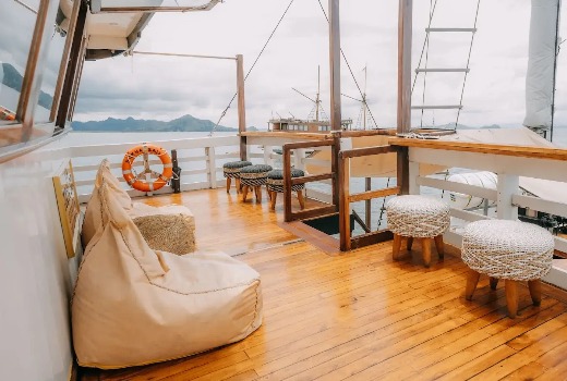 Outdoor-Chill-Area-2-Sukha-Sail