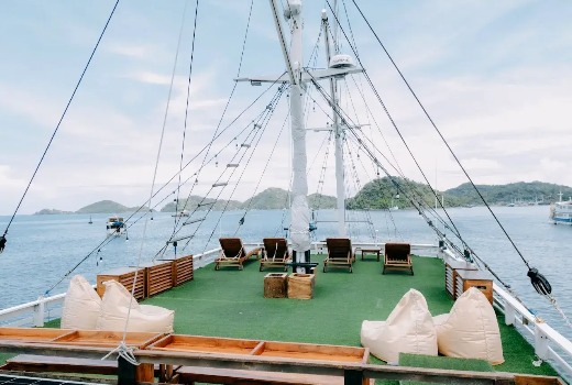 Sundeck-Chill-Area-Sukha-Sail