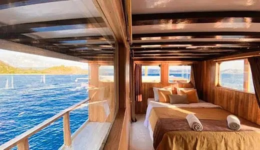 komodo island tour 2 days 1 night