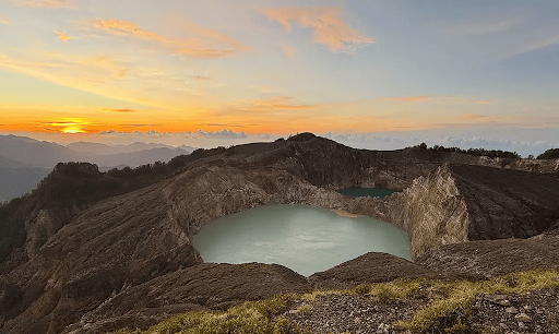 8 Elite Komodo Tours & Private Peru Packages